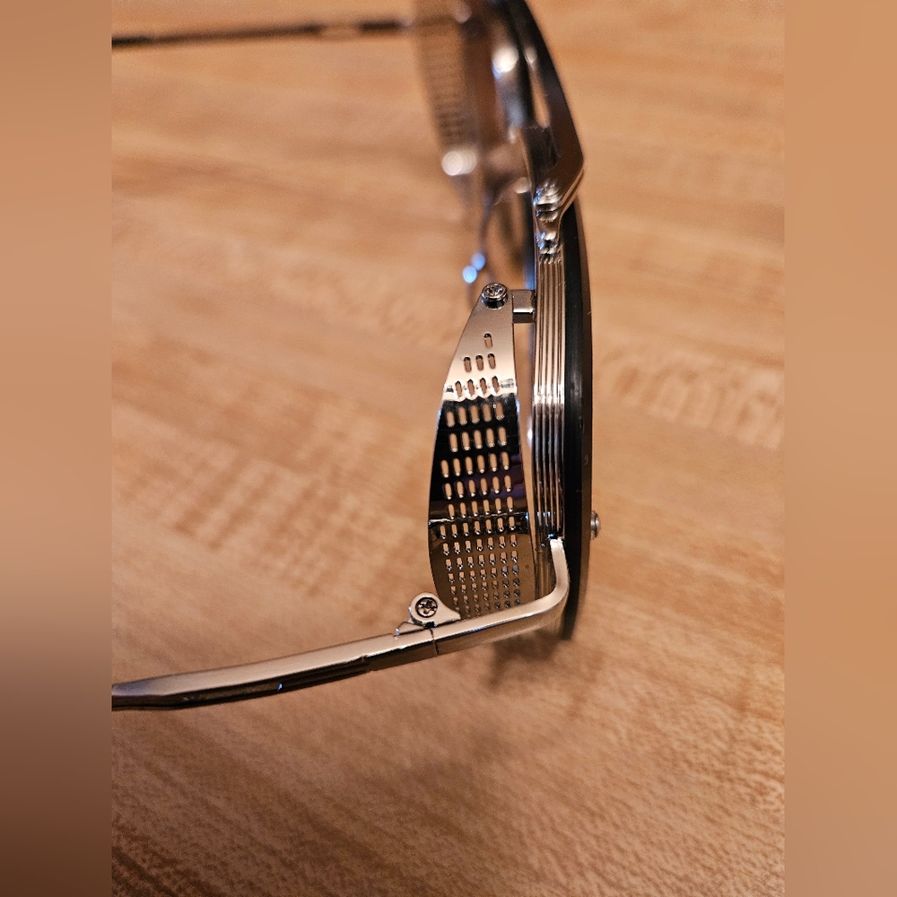 Chic Gray Gradient Aviator Sunglasses - image 5